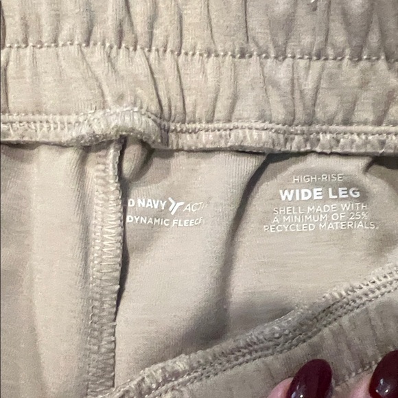 Old Navy Beige High-Rise Wide Leg Pants - Picture 2 of 4